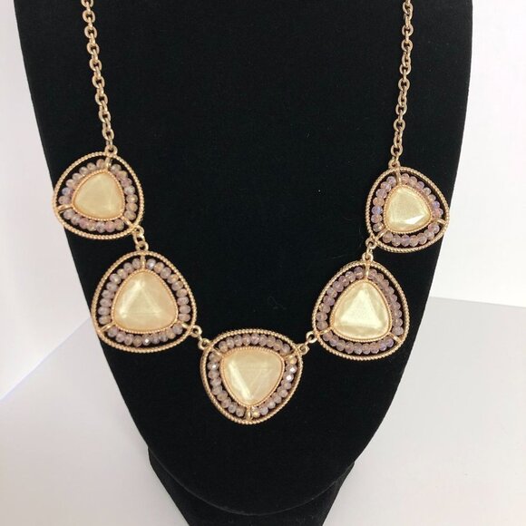 FRANCESCA'S Meera Pink Gold Beaded Statement Necklace - Picture 1 of 8